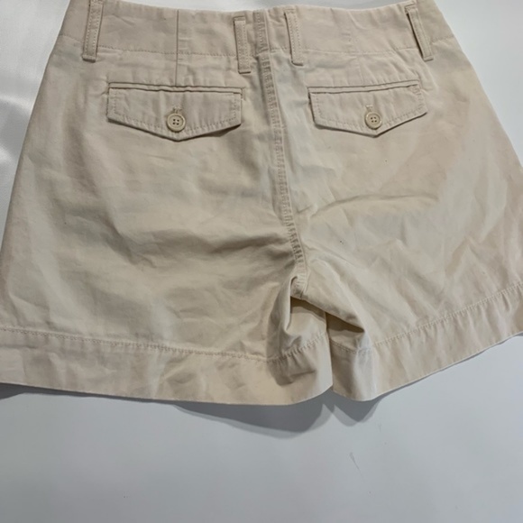 GAP | Chino Shorts Back Pockets Cream Beig… - Picture 8 of 8